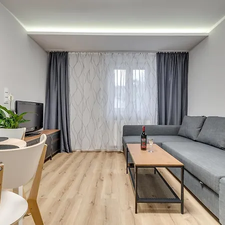 Central Platinum 16 Apartament
