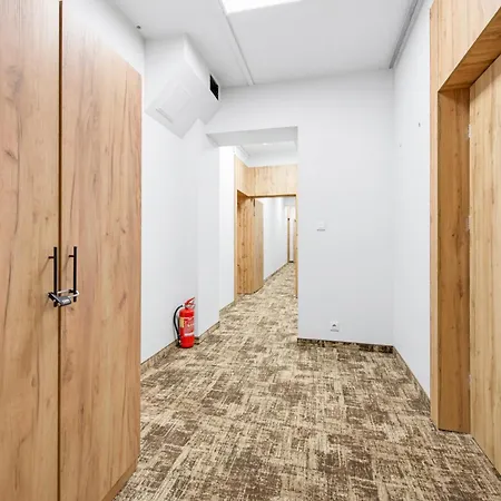 Apartment Platinum 16 *